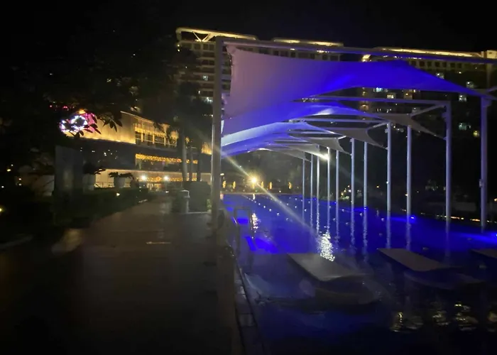 In Paranaque Homes Azure 3*