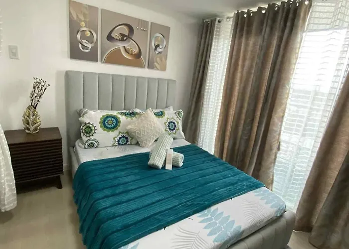 In Paranaque Homes Azure Guest house Manila